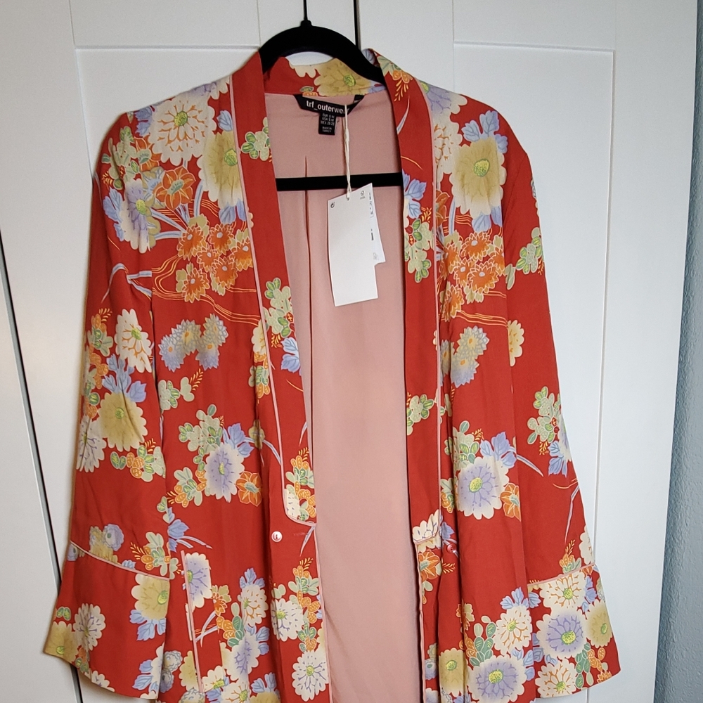 Trf Outwrwear floral s/m